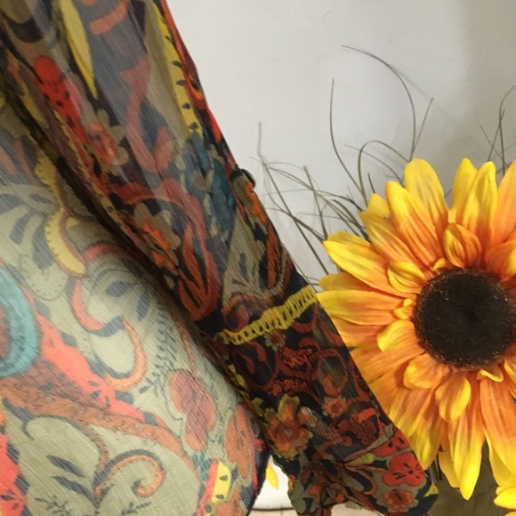 Lucky brand sheer multi colored pattern long sleeve button down blouse. Size Sm - Picture 3 of 9